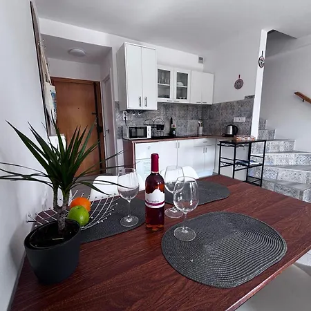 Apartment Spacious, Two-storey Paraiso Del Mar With Pool